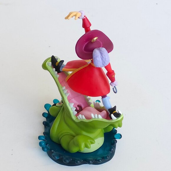 FUN 2008 Hallmark Peter Pan Captain Hook and Tick-Tock Croc Disney Ornament - Picture 4 of 14